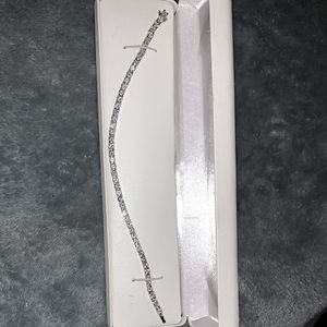 Silver zirconium bracelet
